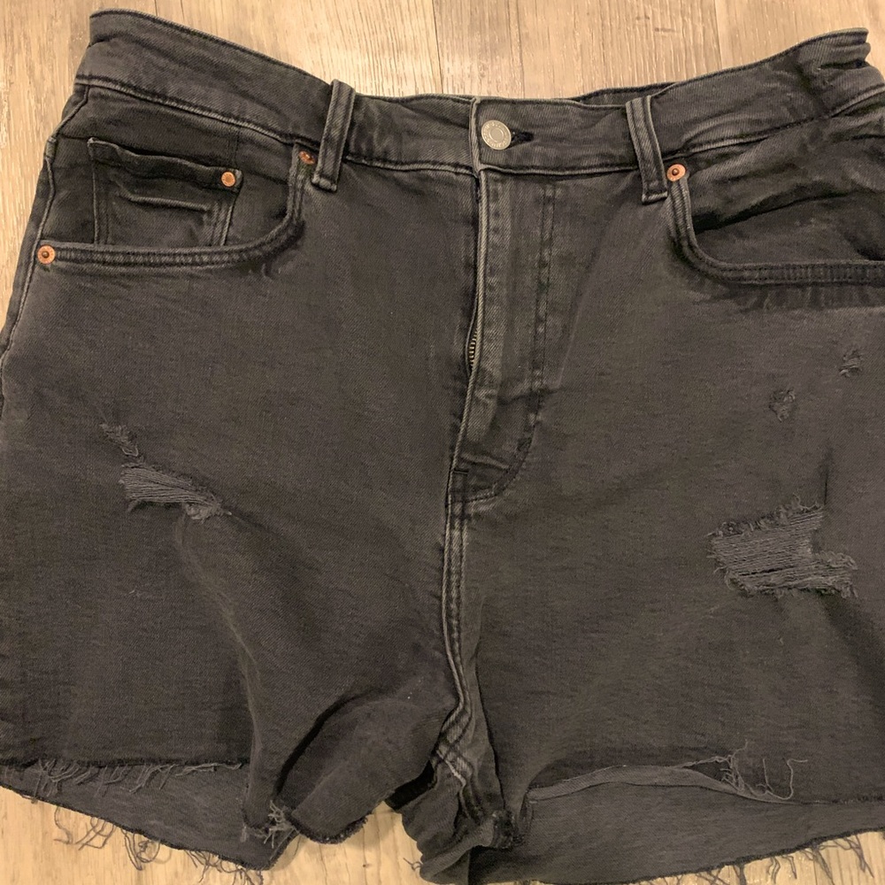 Black denim shorts (minimally distressed)